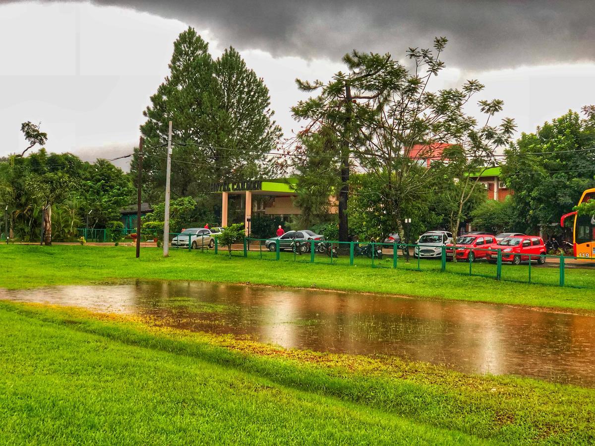 Hotel Carmen Puerto Iguazú Zewnętrze zdjęcie